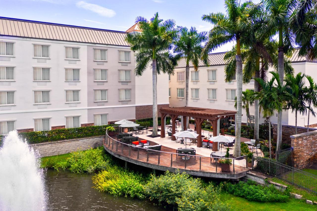 Courtyard By Marriott Sarasota At University Town Center Desoto Lakes Exterior photo