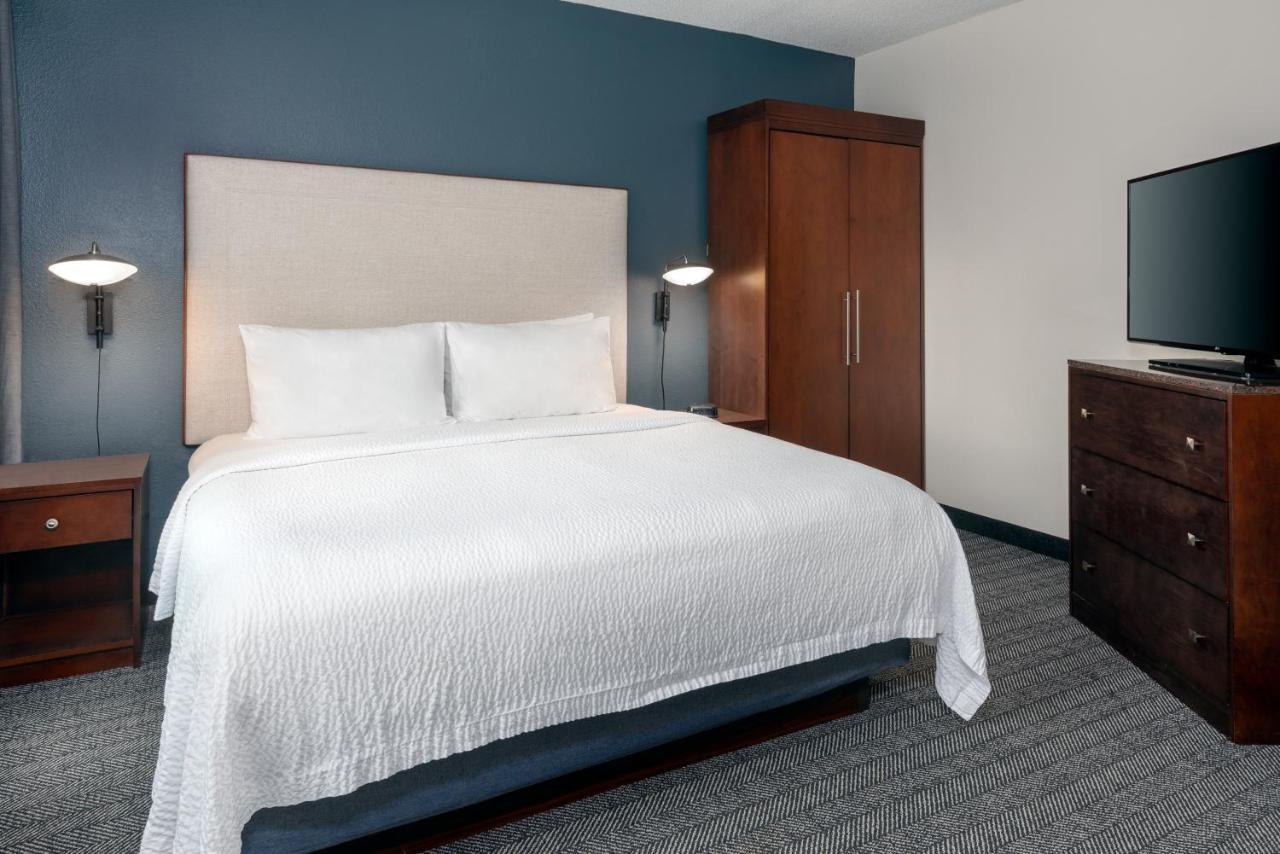 Courtyard By Marriott Sarasota At University Town Center Desoto Lakes Exterior photo