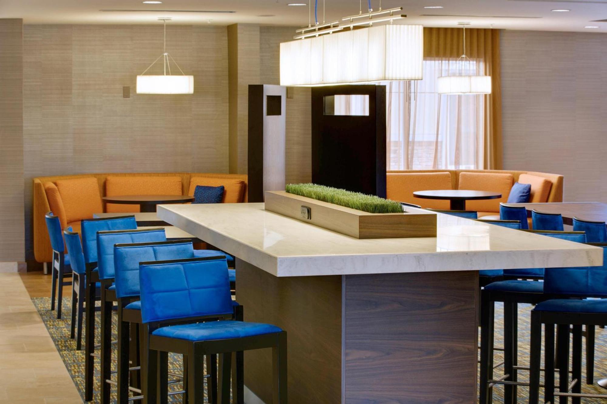 Courtyard By Marriott Sarasota At University Town Center Desoto Lakes Exterior photo