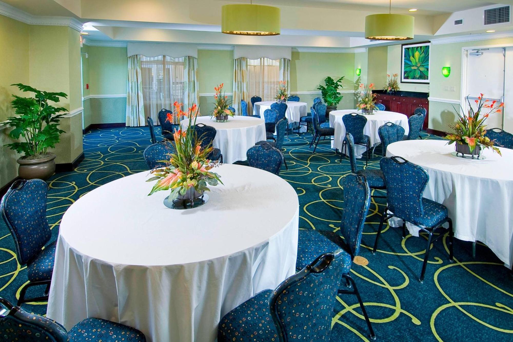 Courtyard By Marriott Sarasota At University Town Center Desoto Lakes Exterior photo